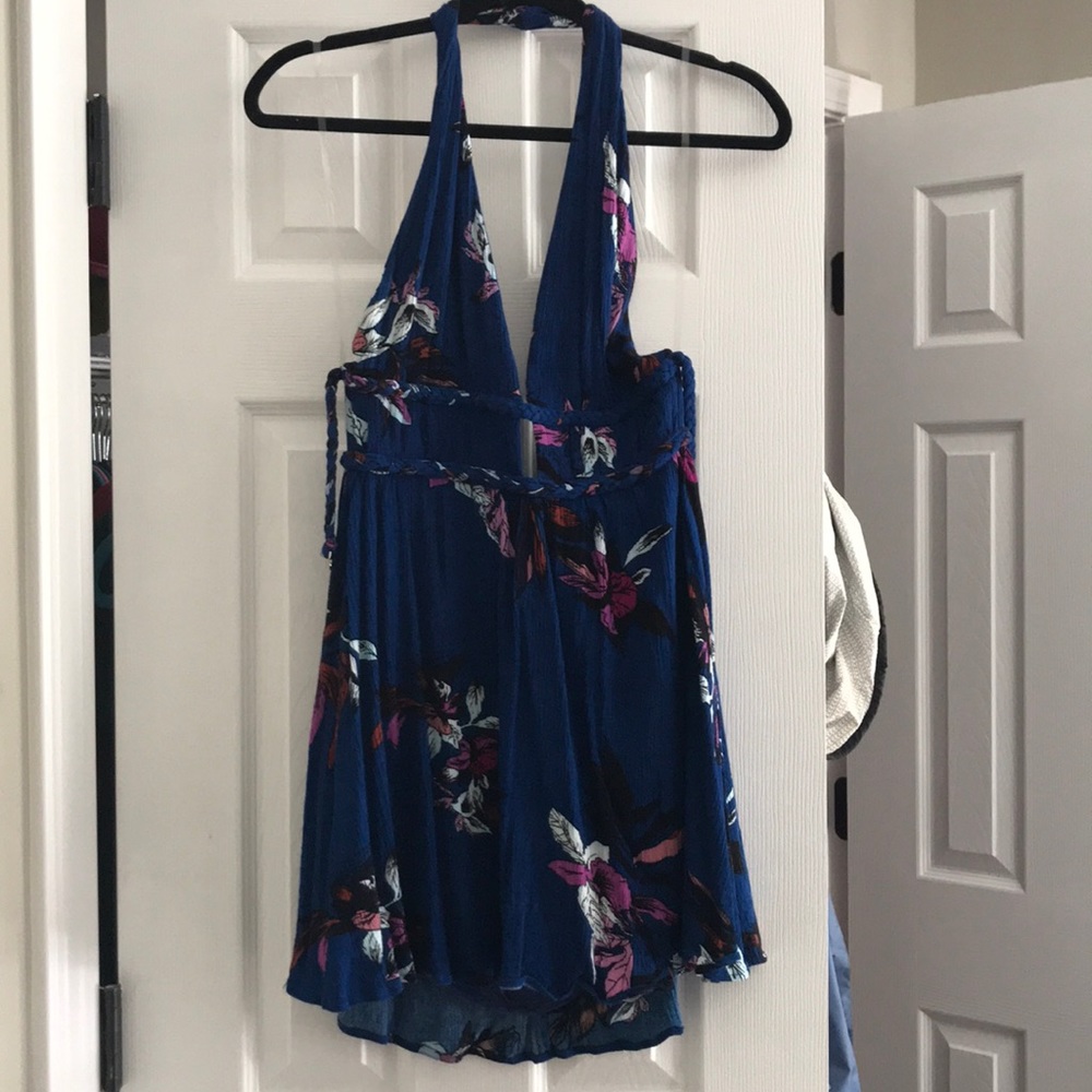 Backless summer dress